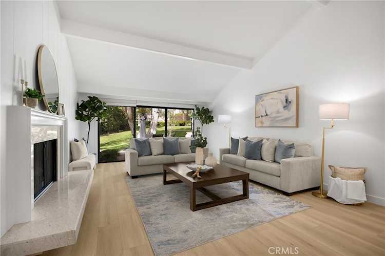 9437 Friendly Woods Ln, Whittier, CA 90605