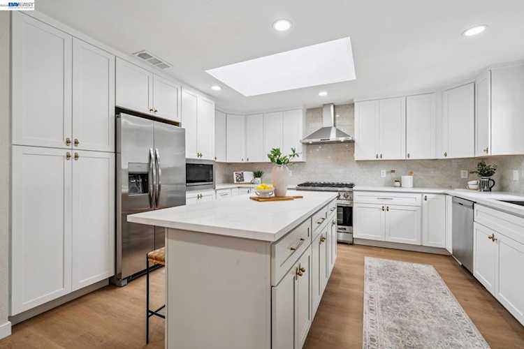 31286 31286 Santa Rita Way, Union City, CA 94587