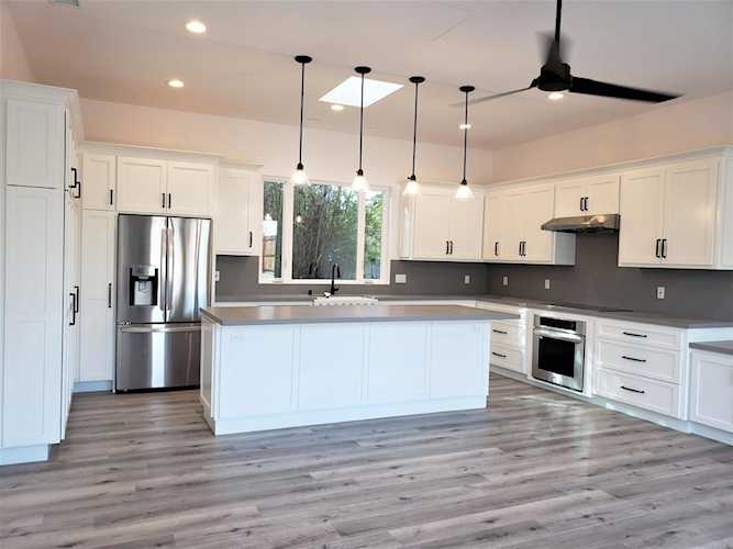 804 & 814 Clark Ave, Encinitas, CA 92024