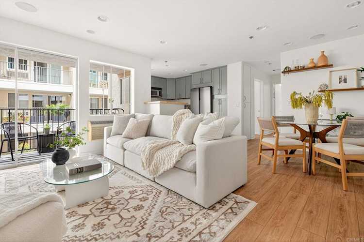 3795 Georgia St #202, San Diego, CA 92103