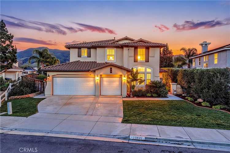 23825 Hayes, Murrieta, CA 92562