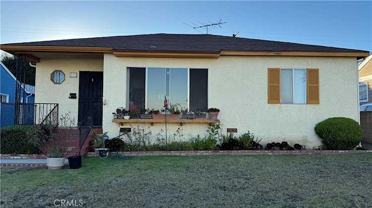 221 N Harbor View, San Pedro, CA 90732