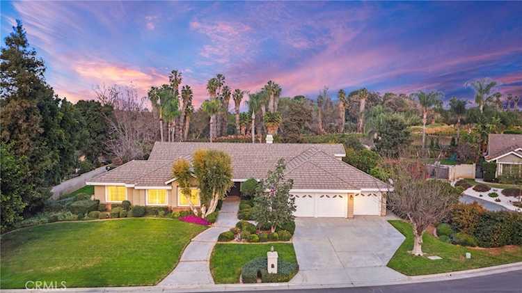 2557 Braden Place, Riverside, CA 92503