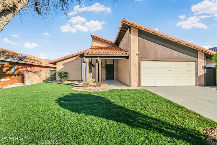 521 W Avenue J14, Lancaster, CA 93534