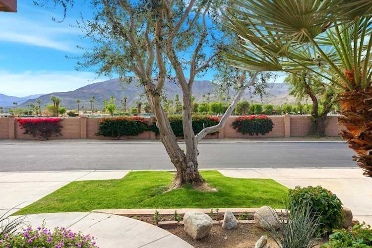 44 Majorca Dr, Rancho Mirage, CA 92270