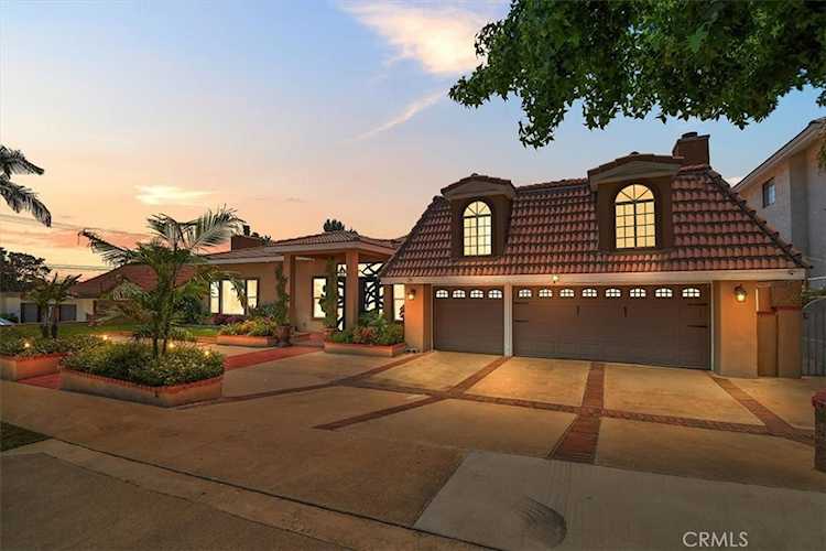 2335 N San Antonio Ave, Upland, CA 91784