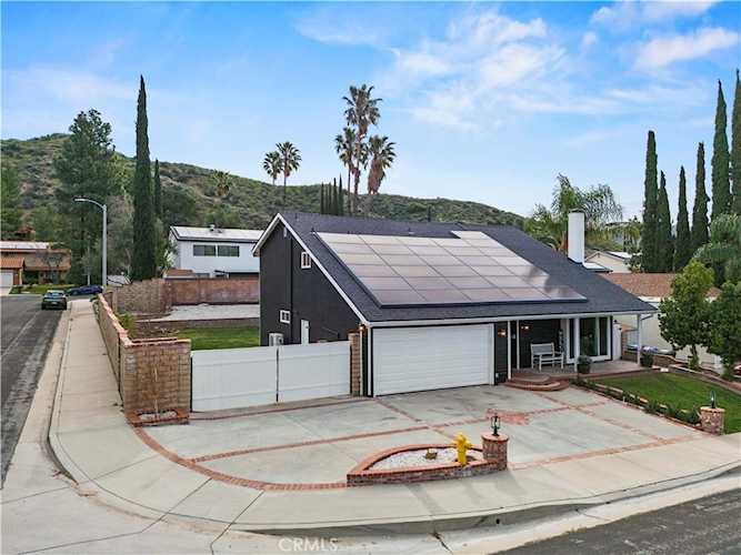 28972 Lotusgarden, Canyon Country, CA 91387