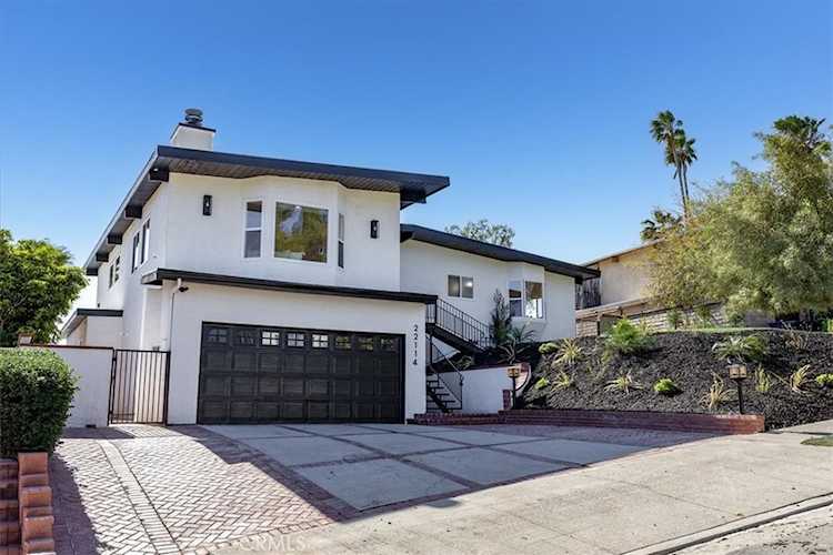 22114 Londelius St, West Hills, CA 91304