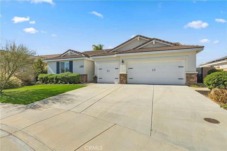 35253 Goldthread Ln, Murrieta, CA 92563