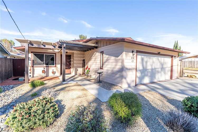 810 Forest, Templeton, CA 93465