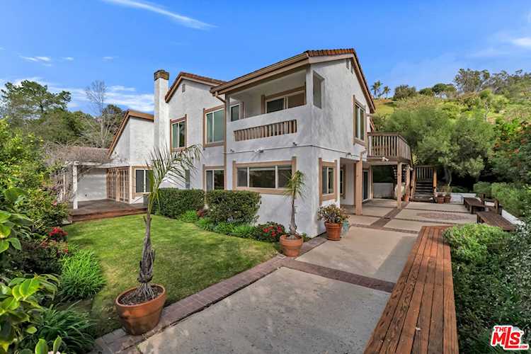 17053 Palisades Circle, Pacific Palisades, CA 90272