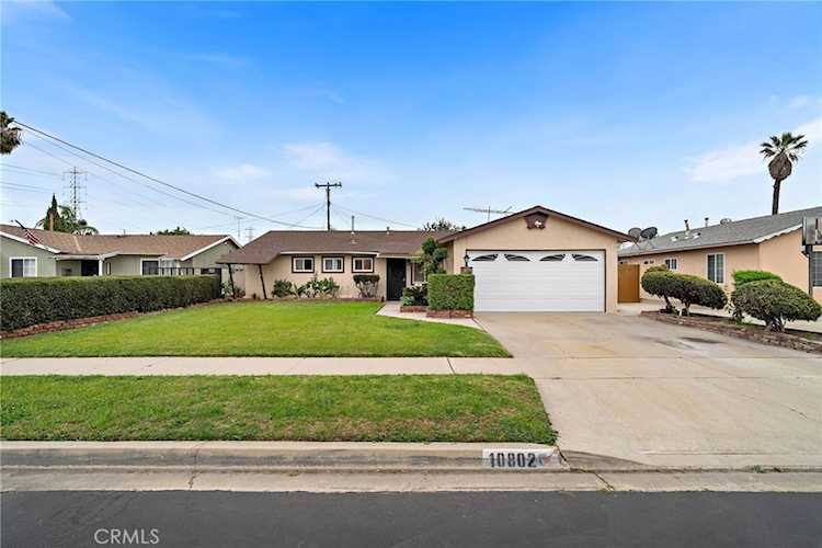 10802 Mac St, Anaheim, CA 92804