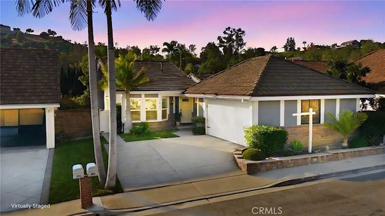 5921 Via Santana, Yorba Linda, CA 92887