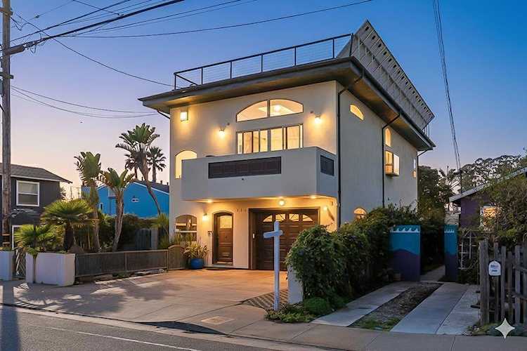 131 30th Ave, Santa Cruz, CA 95062