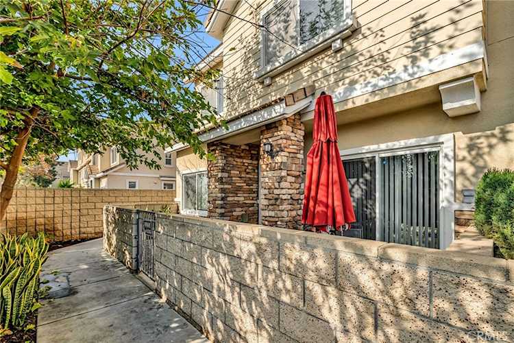 4842 Sapphire, Cypress, CA 90630