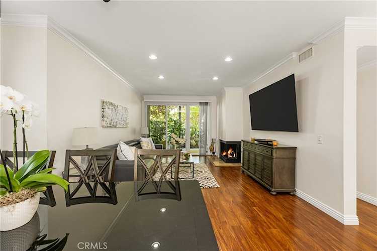 2542 W Macarthur Blvd #143, Santa Ana, CA 92704