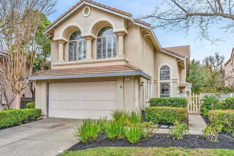 690 690 Glasgow Cir, Danville, CA 94526