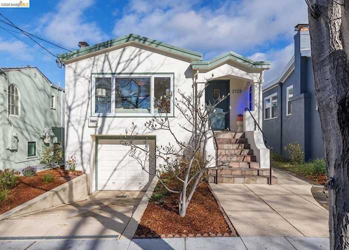 2123 2123 Oregon St, Berkeley, CA 94705