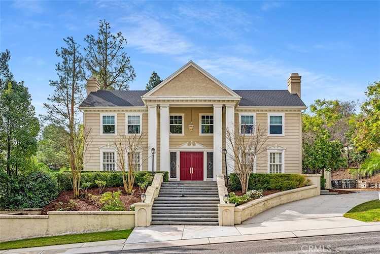 25582 Rapid Falls, Laguna Hills, CA 92653