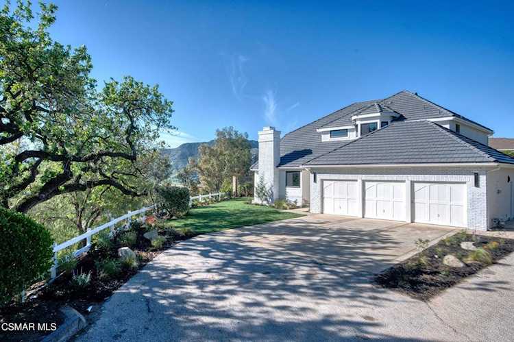5733 Carell Ave, Agoura Hills, CA 91301