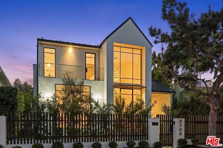 8708 Dorrington Ave, West Hollywood, CA 90048