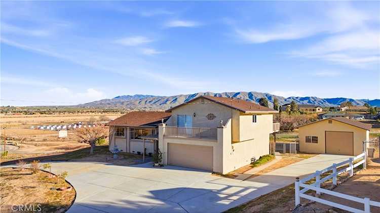 18785 Talisman, Hesperia, CA 92345