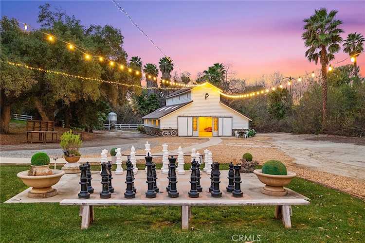 38595 Via Del Oso, Temecula, CA 92592