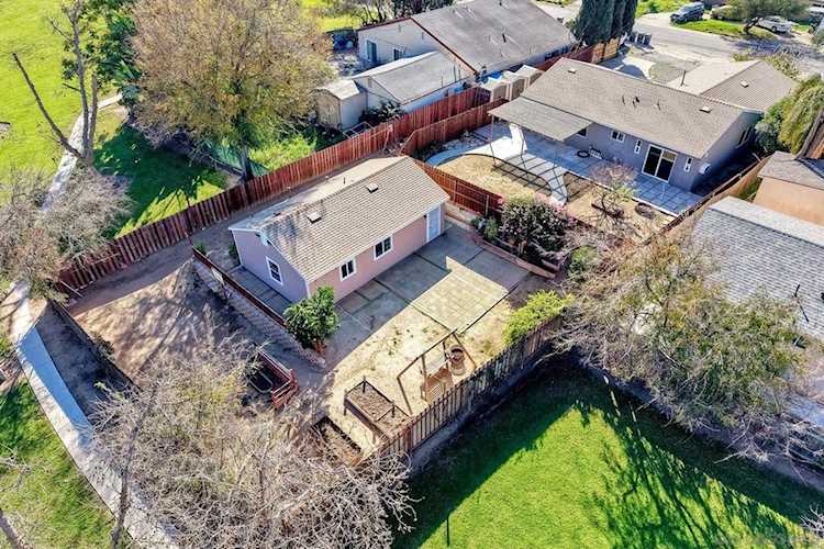 2371 75 Berry Street, Lemon Grove, CA 91945