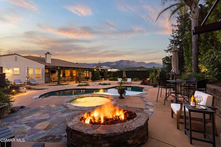 1067 Via Carillo, Newbury Park, CA 91320