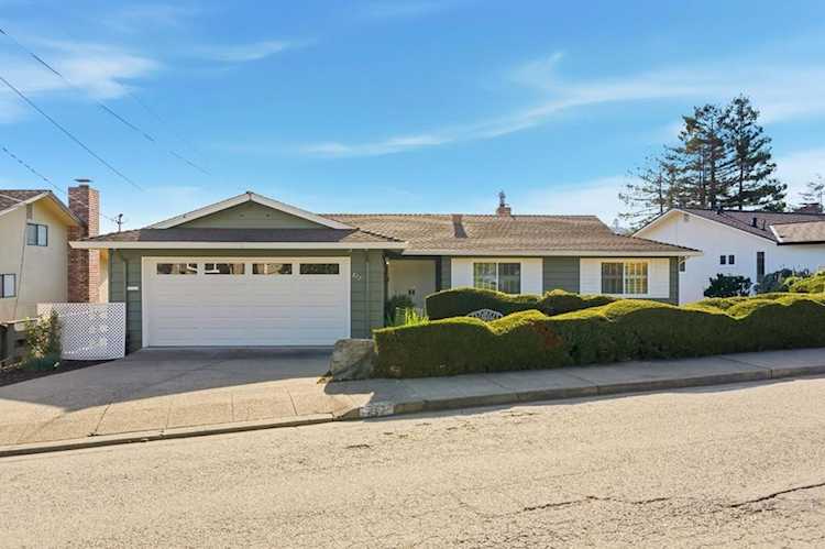 217 Bay View Dr, San Carlos, CA 94070