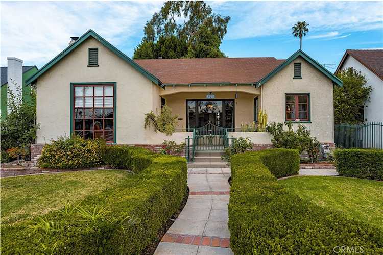 4545 Sunnyside Dr, Riverside, CA 92506