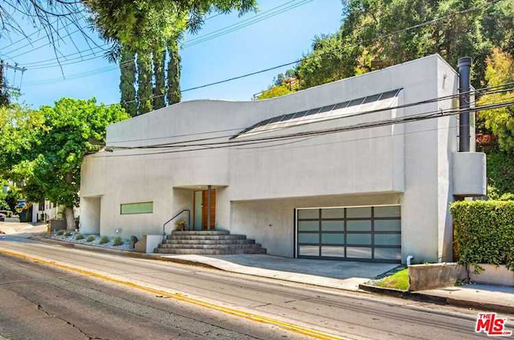 2710 Laurel Canyon Blvd, Los Angeles, CA 90046