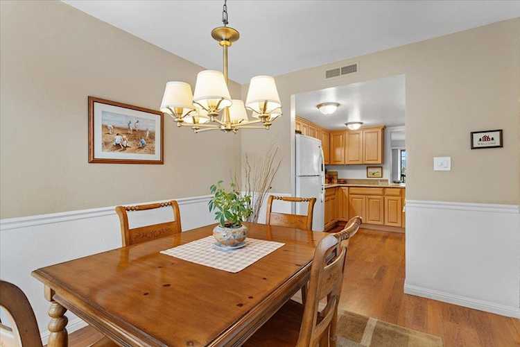 19100 19100 Crest Ave #15, Castro Valley, CA 94546