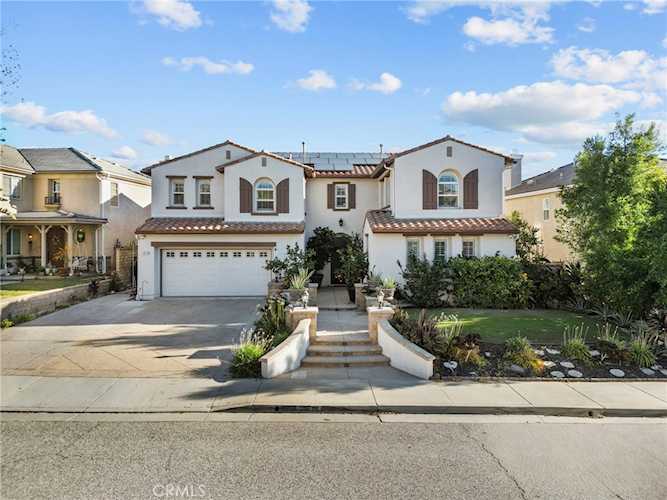 29228 Las Brisas Rd, Valencia, CA 91354