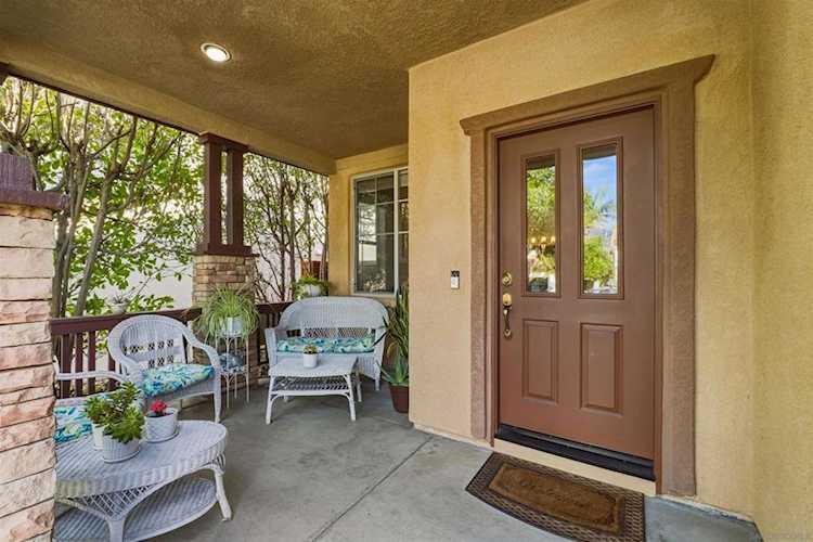 2466 Falcon Valley, Chula Vista, CA 91914