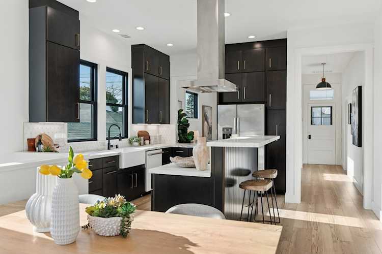 1308 1308 Court Street, Alameda, CA 94501