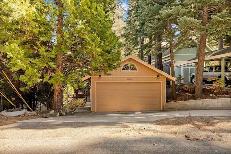 26582 Lake Forest Dr, Twin Peaks, CA 92391
