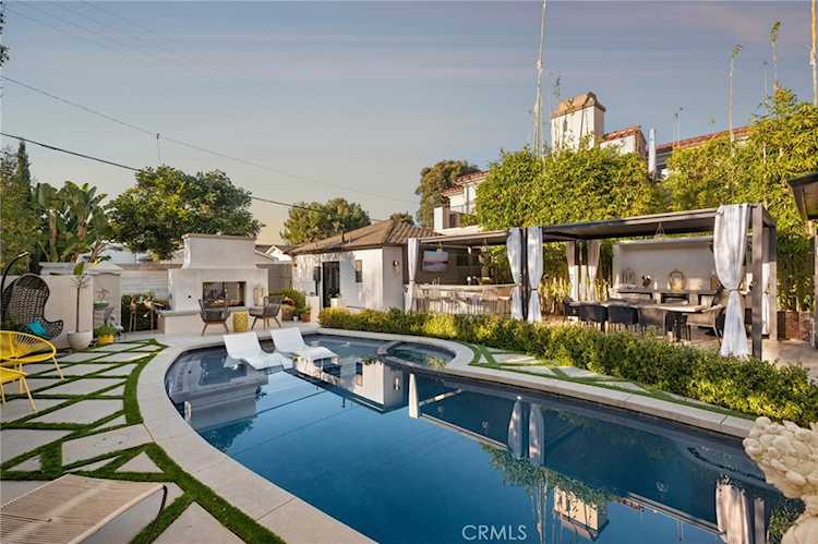 539 Tustin Ave, Newport Beach, CA 92663