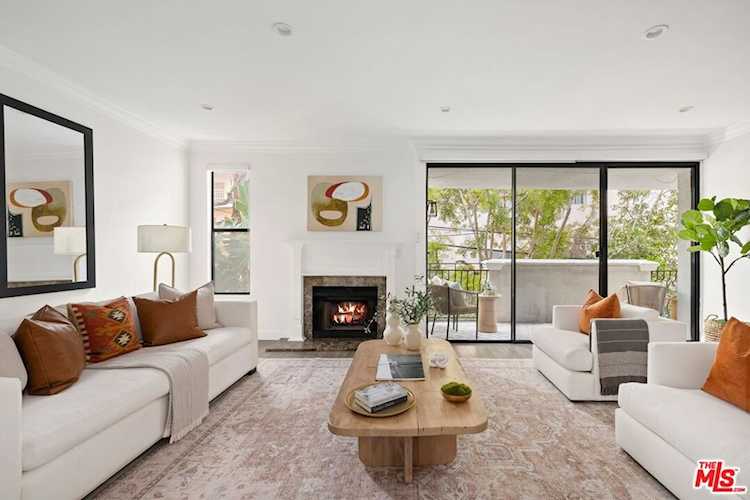 1630 S Bentley Ave #202, Los Angeles, CA 90025