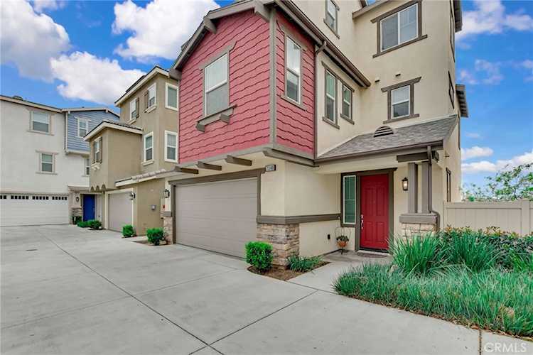 7340 Garnet Ridge, Jurupa Valley, CA 92509