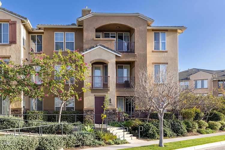 1740 Tanager St #2-201, Ventura, CA 93003