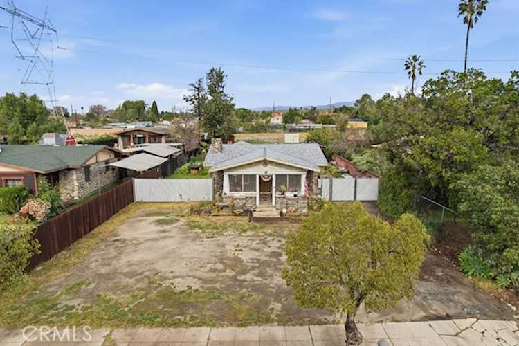 11155 Allegheny, Sun Valley, CA 91352