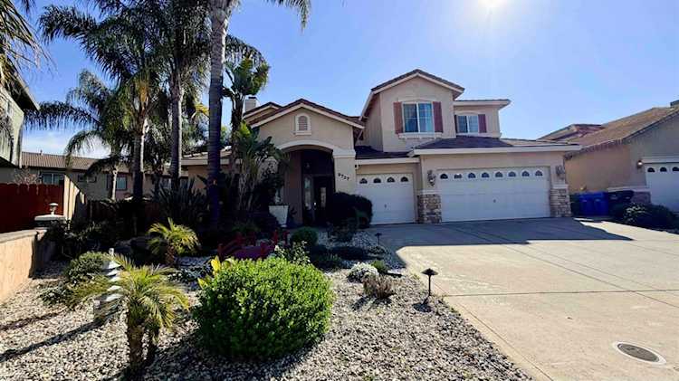 9737 Mountain Vista Circle, Elk Grove, CA 95757
