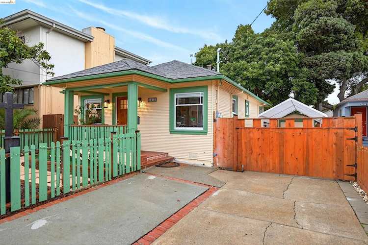3042 3042 60th Ave, Oakland, CA 94605