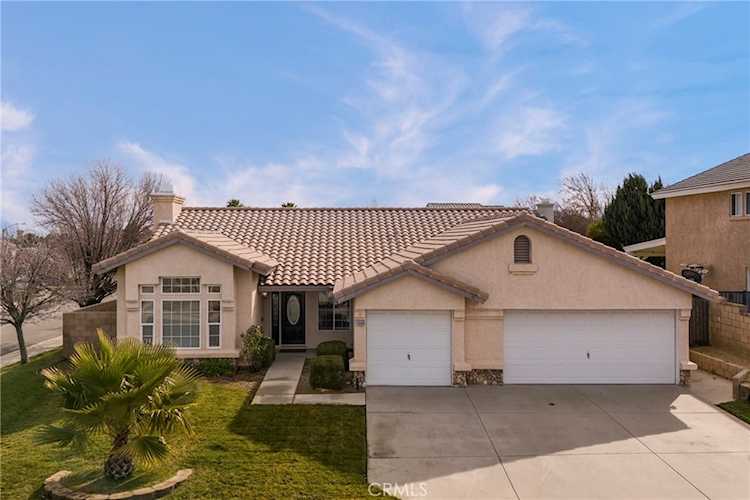 40508 Fieldcrest Ln, Palmdale, CA 93551