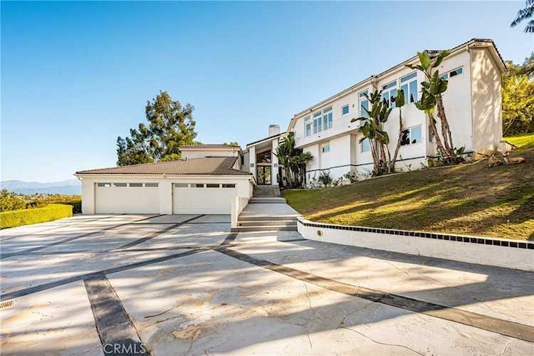 2820 Shadow Canyon Dr, Diamond Bar, CA 91765