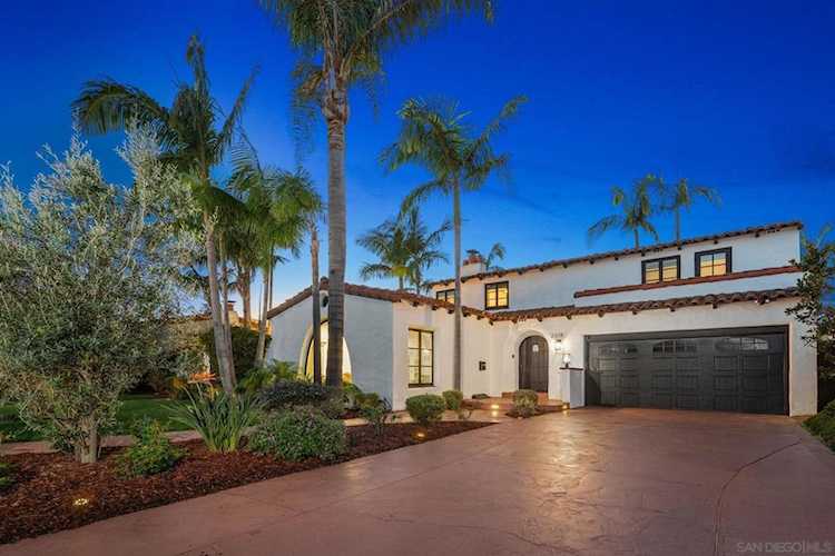 2318 Plum St, San Diego, CA 92106