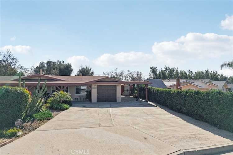 35475 Bonita, Yucaipa, CA 92399