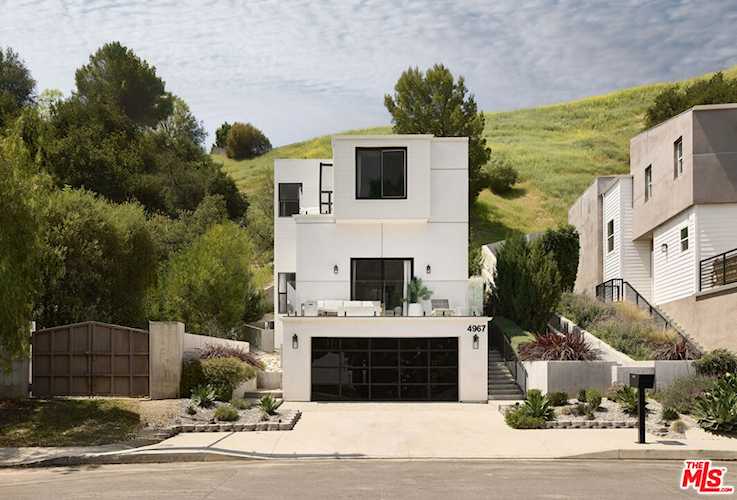 4967 Llano Dr, Woodland Hills, CA 91364