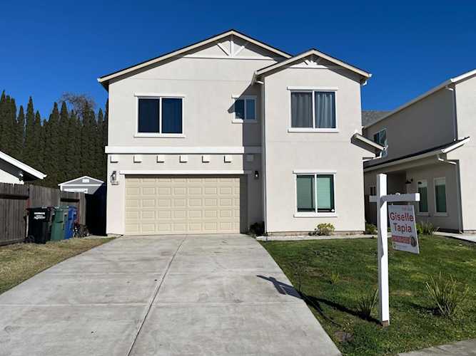 8279 Ghislaine Way, Antelope, CA 95843